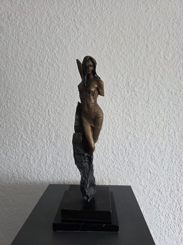 Massive bronze skulptur - massive, bronze-skulptur
