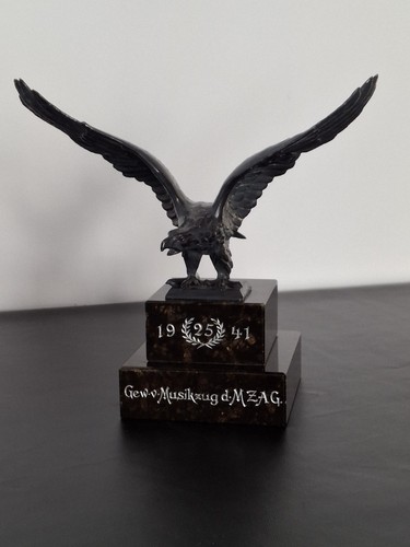 Antike adler skulptur aus - antike, adler-skulptur