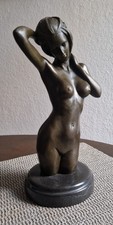 Skulptur nackte Frau Bronze
