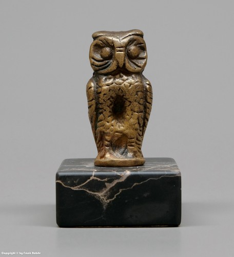 Kleine bronze auf - kleine,