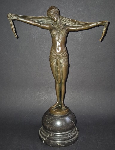 Art deco bronzefigur scarf - art,