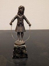 Filigrane Bronze Skulptur